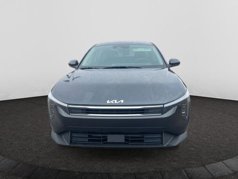 Certified 2025 Kia K4 LXS image 2