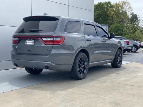 Used 2022 Dodge Durango R/T w/ Blacktop Package AWD/4WD image 4