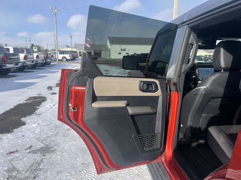 Used 2022 Ford Bronco Wildtrak image 25