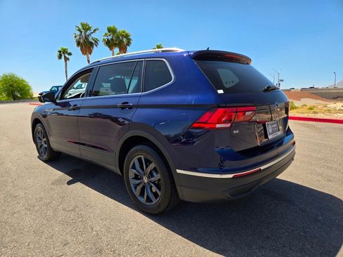 Certified 2023 Volkswagen Tiguan SE w/ Panoramic Sunroof Package FWD image 5