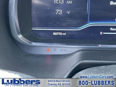 Used 2023 Chevrolet Suburban Premier image 15