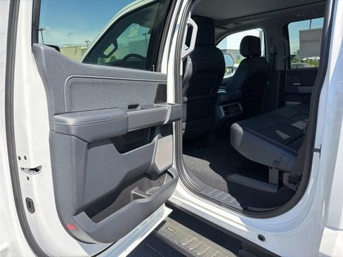 New 2026 Ford F350 Lariat w/ Black Appearance Package AWD/4WD image 13