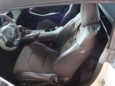 Used 2022 Chevrolet Camaro ZL1 RWD image 14
