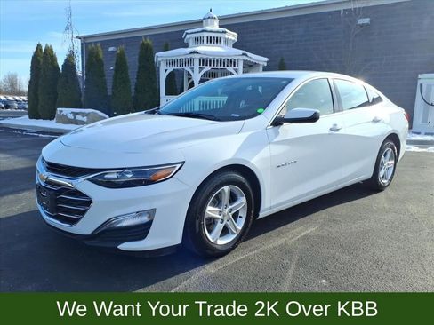 Used 2024 Chevrolet Malibu LS image 2