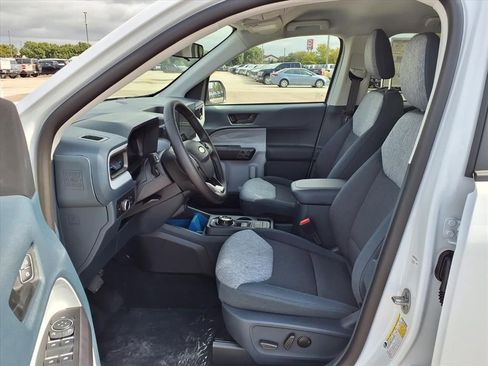 New 2025 Ford Maverick XLT w/ XLT Luxury Package image 18