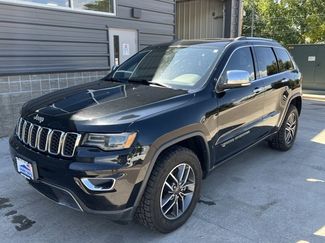 Used 2020 Jeep Grand Cherokee Limited w/ Premium Lighting Group image 1