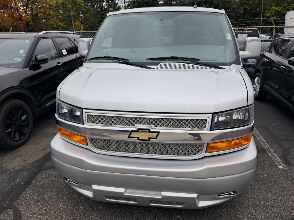 Used 2014 Chevrolet Express 1500 RWD image 5