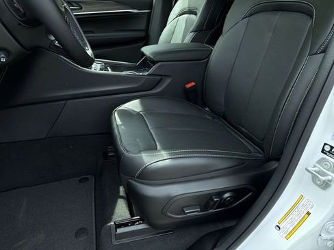 New 2026 Jeep Grand Cherokee Limited AWD/4WD image 19