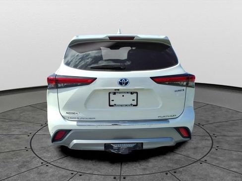 Used 2021 Toyota Highlander Platinum AWD/4WD image 5