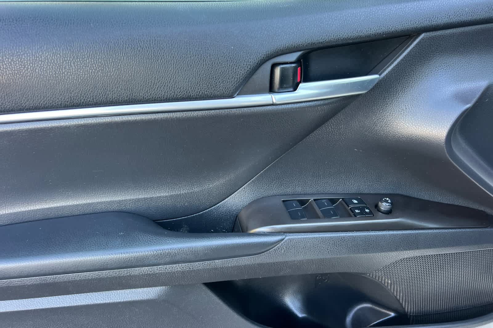 Certified 2023 Toyota Camry SE FWD image 12