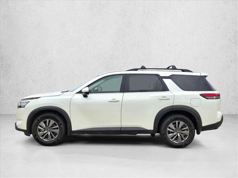 Used 2022 Nissan Pathfinder SV FWD image 8