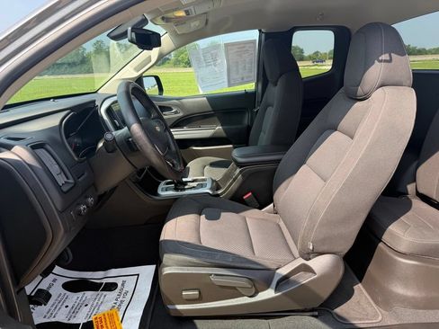 Used 2022 Chevrolet Colorado LT w/ Redline Special Edition AWD/4WD image 25