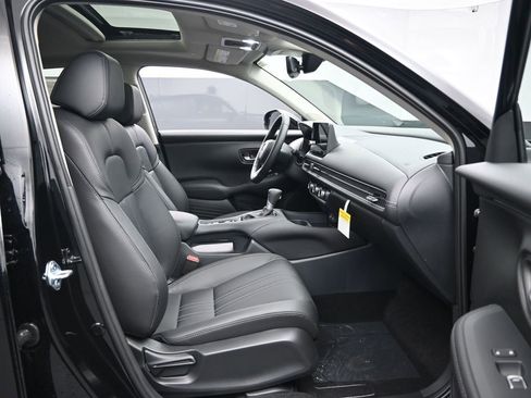 New 2026 Honda HR-V EX-L image 23