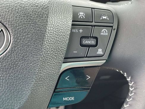 Used 2026 Toyota Camry SE FWD image 24