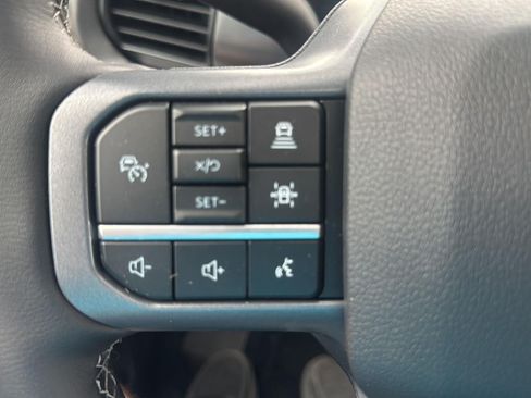 Used 2026 Ford F150 Lariat AWD/4WD image 13