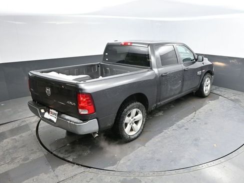 Used 2023 RAM 1500 Classic SLT AWD/4WD image 42