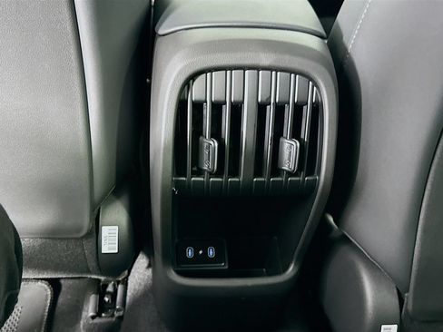 New 2026 Hyundai Kona SEL Premium FWD image 17