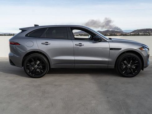 Used 2025 Jaguar F-PACE R-Dynamic S AWD/4WD image 7