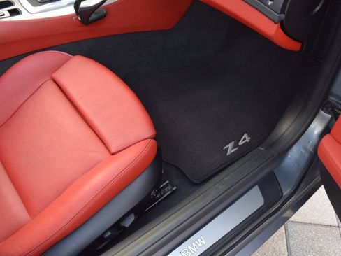 Used 2011 BMW Z4 sDrive35i RWD image 63