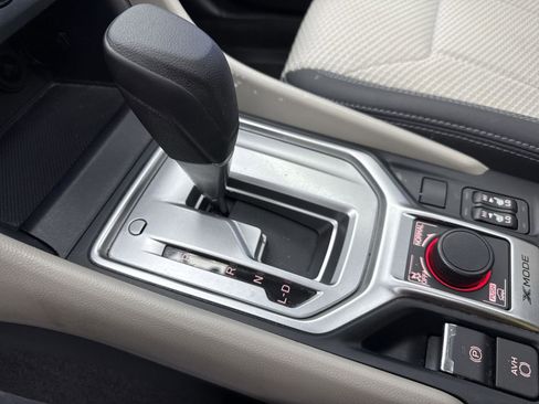 Used 2021 Subaru Forester Premium image 21