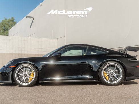 Used 2026 Porsche 911 GT3 image 4