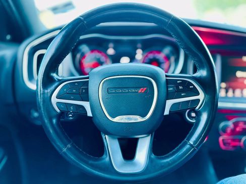 Used 2018 Dodge Charger SXT Plus RWD image 13