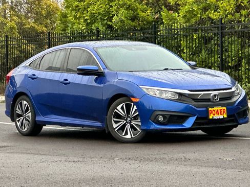 Used 2017 Honda Civic EX-L image 2