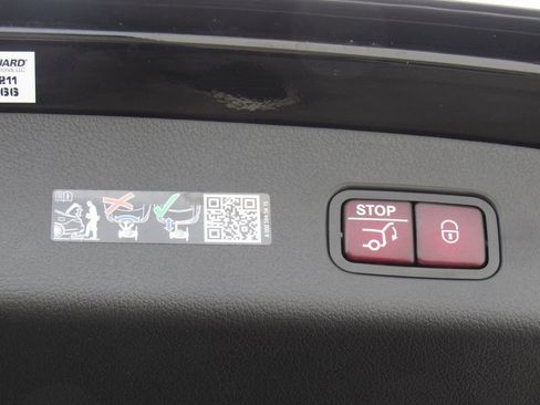 New 2025 Mercedes-Benz GLC 300 4MATIC image 24