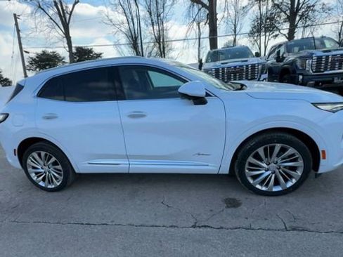 New 2026 Buick Envision Avenir image 9