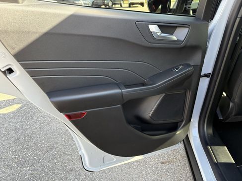 New 2026 Ford Escape ST-Line w/ Cold Weather Package image 22