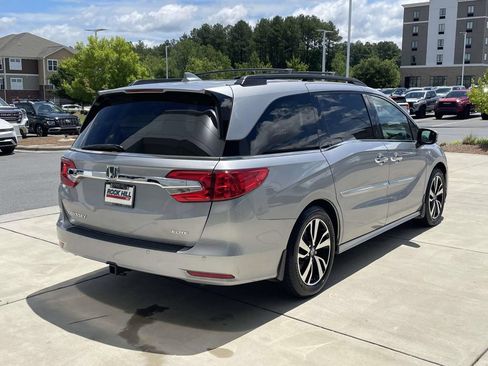 Used 2018 Honda Odyssey Elite image 7