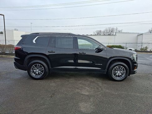 Used 2025 GMC Acadia Elevation FWD image 13