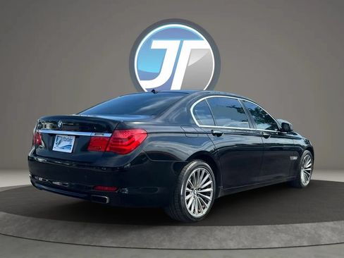 Used 2012 BMW 740Li RWD image 9