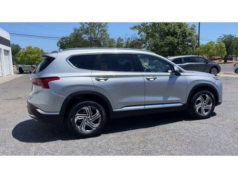 Used 2022 Hyundai Santa Fe SEL w/ Convenience Package image 3