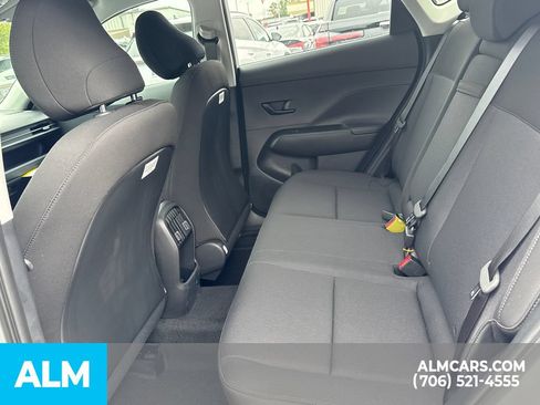 Used 2026 Hyundai Kona SEL Sport FWD image 12