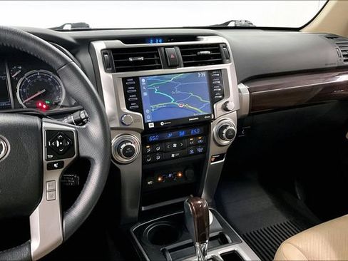 Used 2022 Toyota 4Runner Limited AWD/4WD image 7