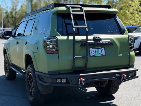 Used 2023 Toyota 4Runner TRD Off-Road Premium w/ Moonroof Package AWD/4WD image 3