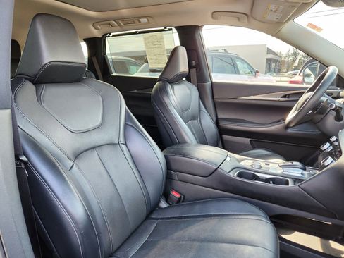 Certified 2023 INFINITI QX60 Luxe image 17