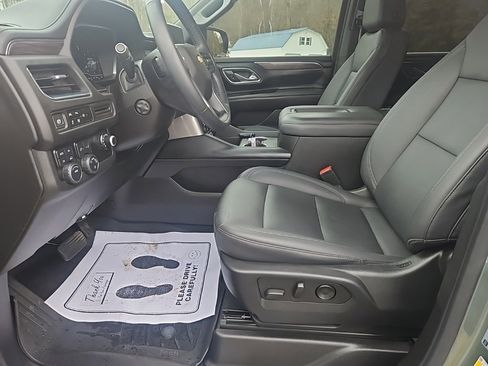 Used 2023 Chevrolet Tahoe LT w/ Luxury Package image 10