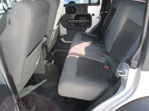 Used 2010 Jeep Wrangler Unlimited Sport AWD/4WD image 11