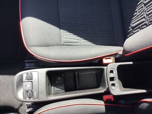 Used 2024 FIAT 500 e (RED) image 35