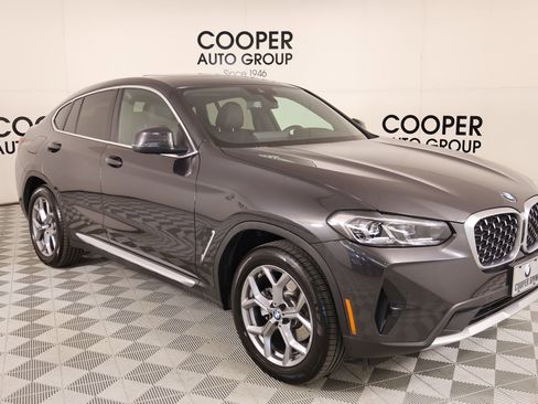 Used 2025 BMW X4 xDrive30i w/ Premium Package image 1