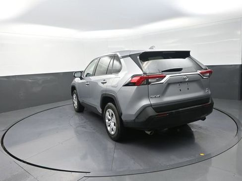 Used 2025 Toyota RAV4 LE AWD/4WD image 46