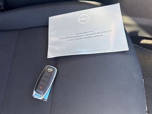 Used 2024 Nissan Sentra S image 15