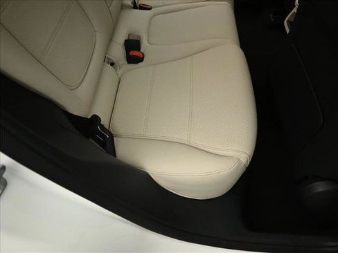 Certified 2026 Mercedes-Benz GLC 300 4MATIC image 25