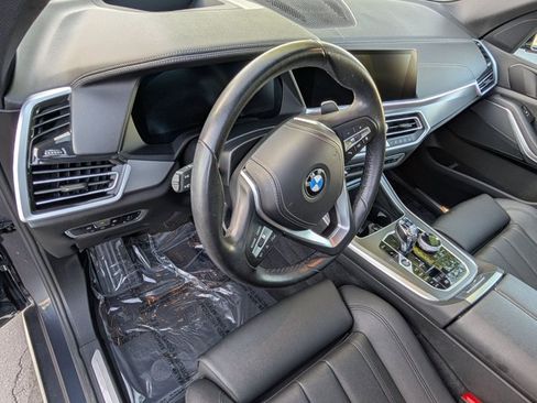 Certified 2022 BMW X5 xDrive40i w/ Executive Package AWD/4WD image 9