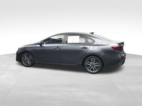 Used 2023 Kia Forte GT-Line FWD image 3