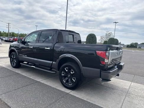 Used 2020 Nissan Titan Platinum Reserve w/ Moonroof Package AWD/4WD image 9
