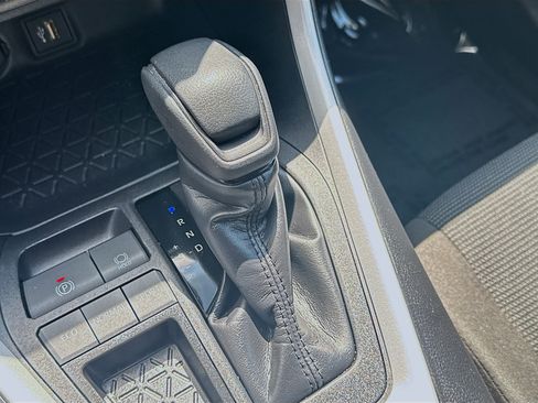Used 2024 Toyota RAV4 LE FWD image 15