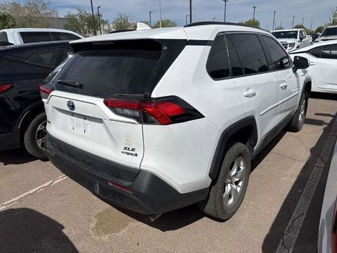 Used 2021 Toyota RAV4 XLE w/ Carpet Mat Package (TMS) AWD/4WD image 3